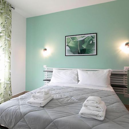 Domina Guest House Fiumicino Exterior foto